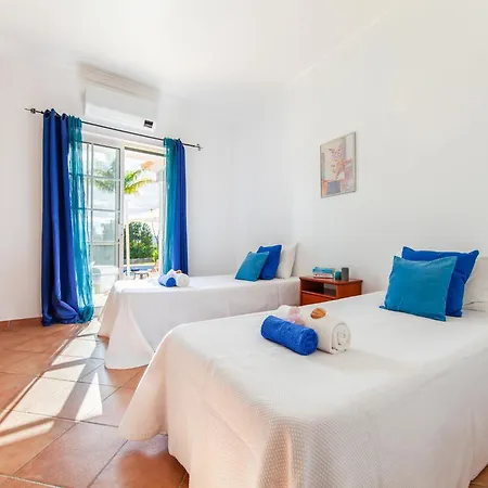 Holiday Home In Pera With Private Pool *