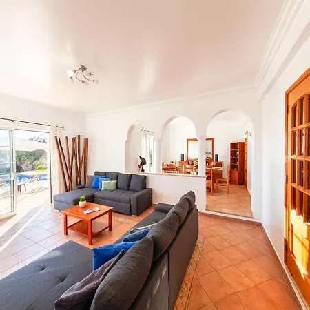 Holiday Home In Pera With Private Pool * 培拉