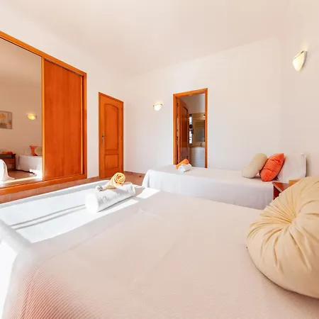 别墅 Holiday Home In Pera With Private Pool *